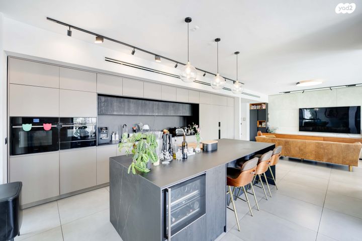 דירה, משה שרת, שכונת בן גוריון, מרכז העיר ג', רמת גן