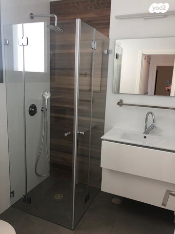 דירה, גלי הים, נתניה