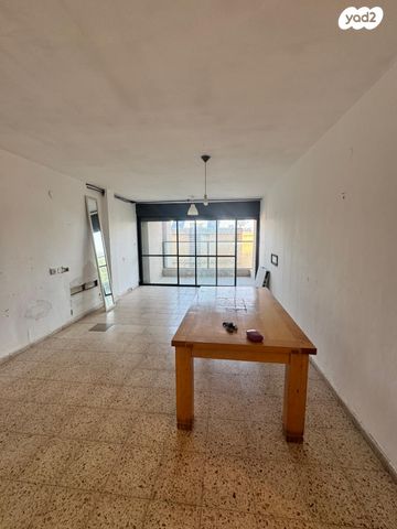 דירה, טובה וטוביה מילר, א' / צפון מזרח העיר, רחובות