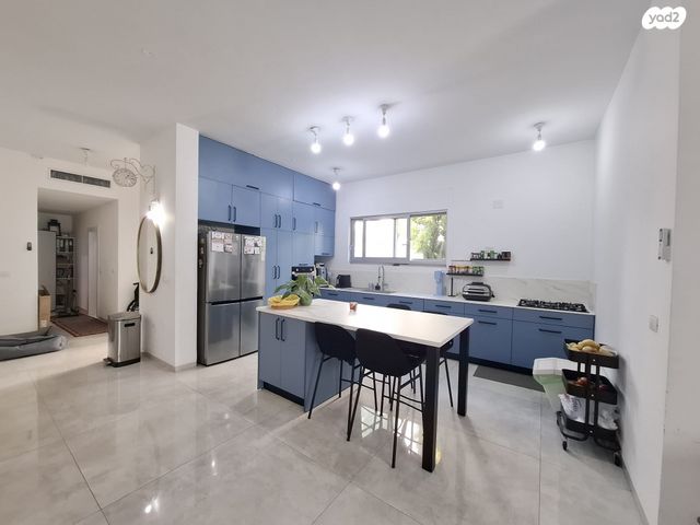 דו משפחתי, שרונה, כפר יונה