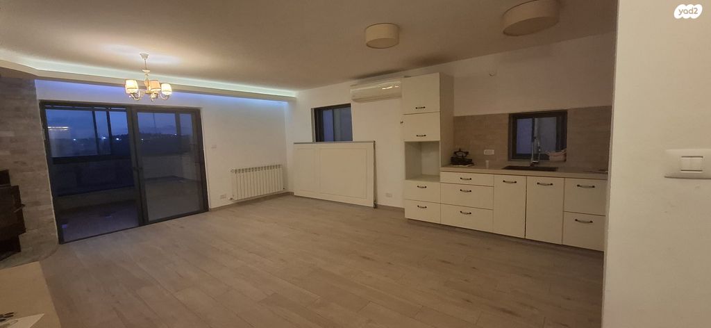 דירה, מבשרת ציון