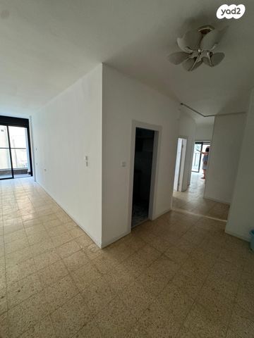 דירה, הפטמן, לב העיר, בת ים