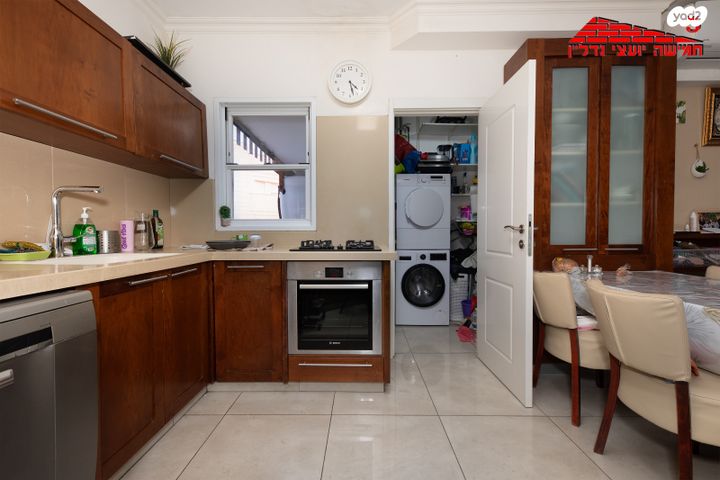 דירה, הבוצרים, קרית כרמים, ראשון לציון