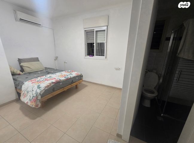 דירה, אור עקיבא