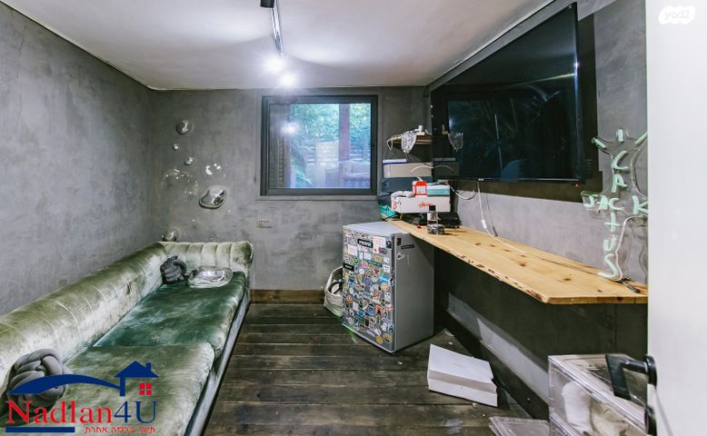 דו משפחתי, בארי, נווה ישראל, הרצליה