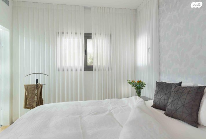 דירה, המעלות 10, רעננה