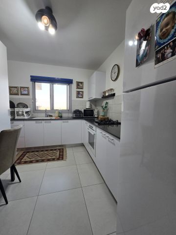 דירה, נעמי שמר, כרמי גת, קרית גת