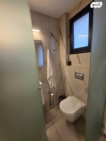 דירה, אלמוגים 23, אילת