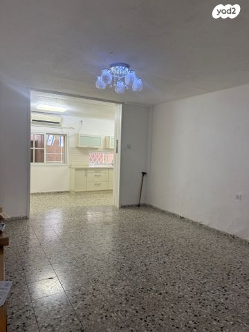 דירת גן, התמרים, מגדים, קרית גת