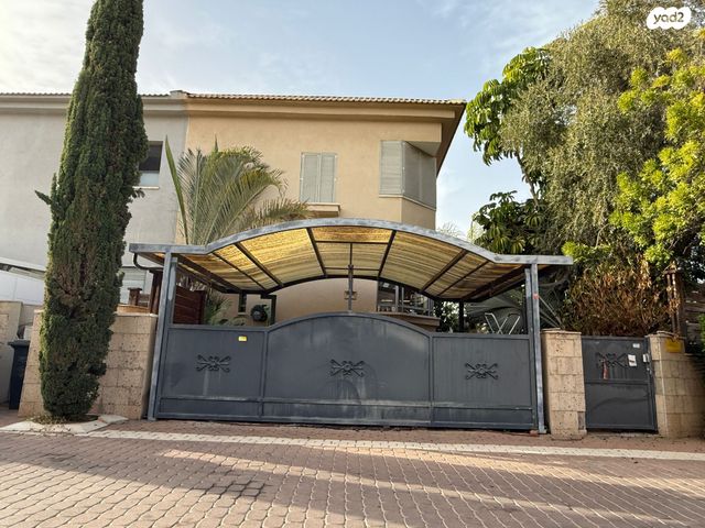 בית פרטי/ קוטג', מבצע משה, נווה ים, ראשון לציון