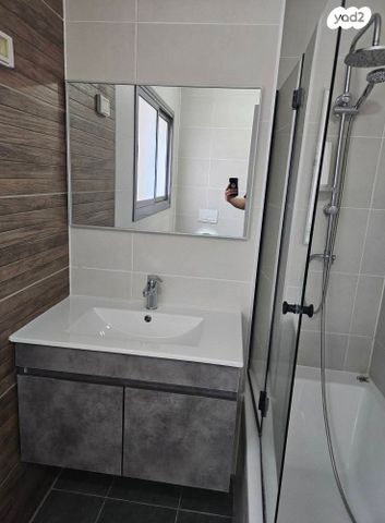 דירה, הגפן 8, גבעת אשכול, כפר סבא