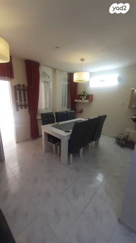 דירת גן, חפץ חיים, זכרון משה, ירושלים