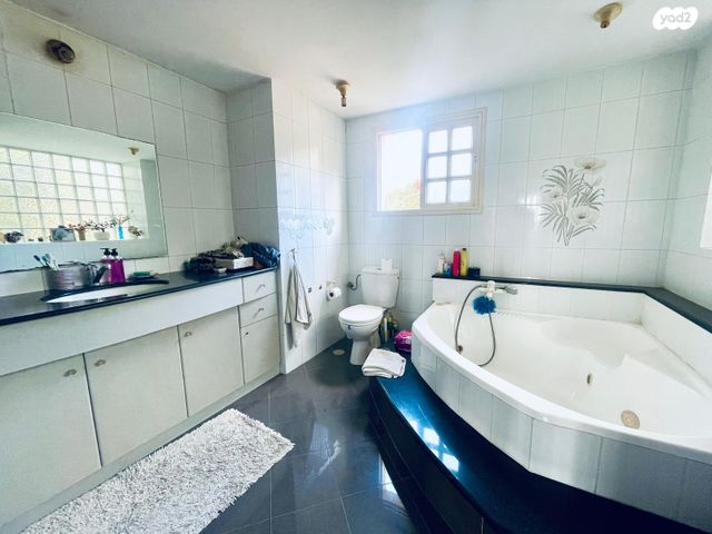 דו משפחתי, הוד הכרמל, דניה, חיפה