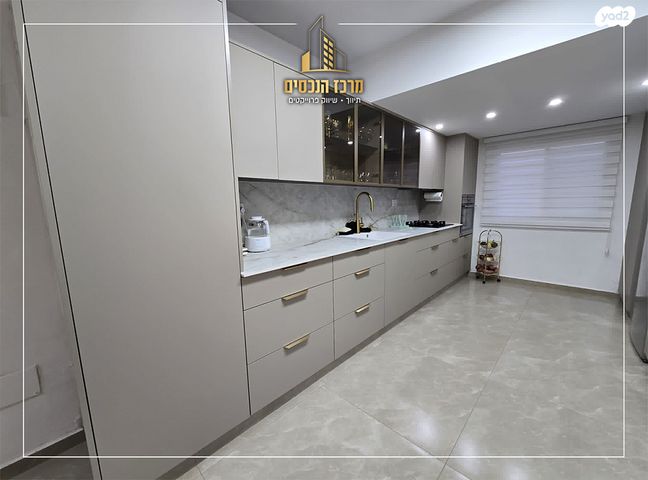 דירה, מעלה אדומים