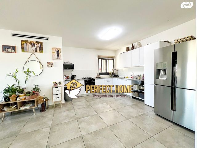 דירה, אהבת אדם, שרונה, כפר יונה