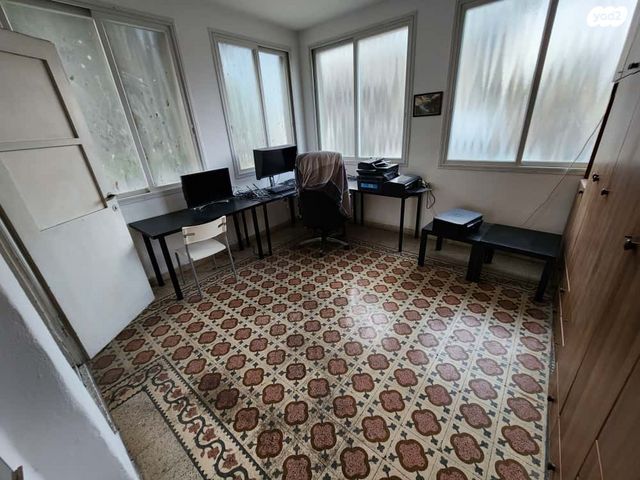 דירה, אבן גבירול, העיר התחתית, ואדי סאליב, חיפה