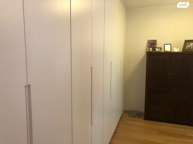 דירה, הוד השרון