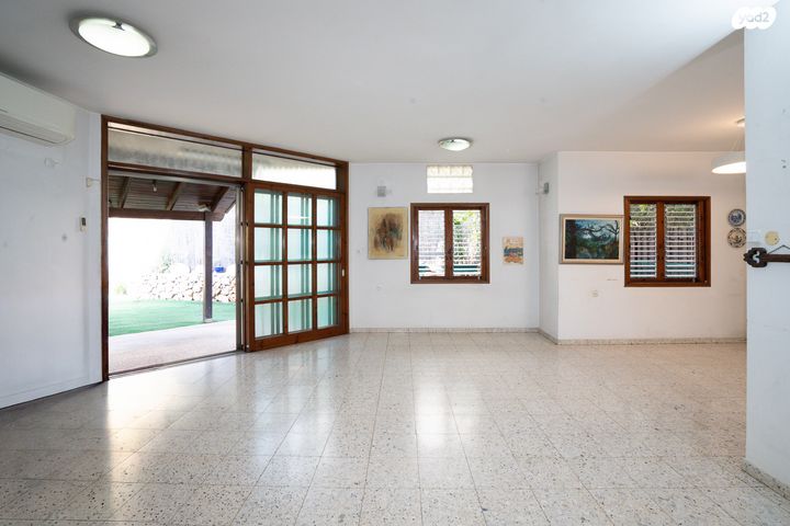 בית פרטי/ קוטג', בן יהודה 33, הרצליה