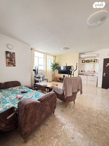 הרברט סמואל 90