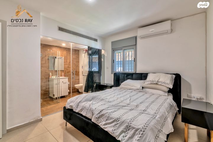 דירת גן, גבעת התחמושת, קרית שרת מערב, חולון