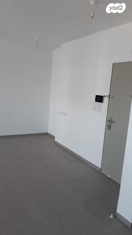 דירה, אור ים, אור עקיבא