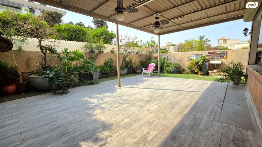 דירת גן, ברל כצנלסון 10, קרית ספיר, כפר סבא