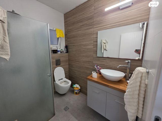 דירת גן, הרדוף, נאות כרמל, טירת כרמל