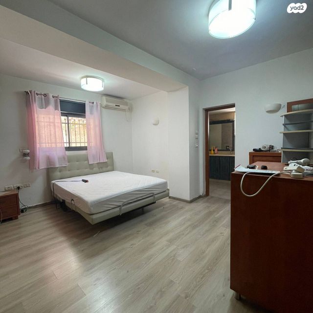 דירת גן, חיים סירני, קרית היובל, ירושלים