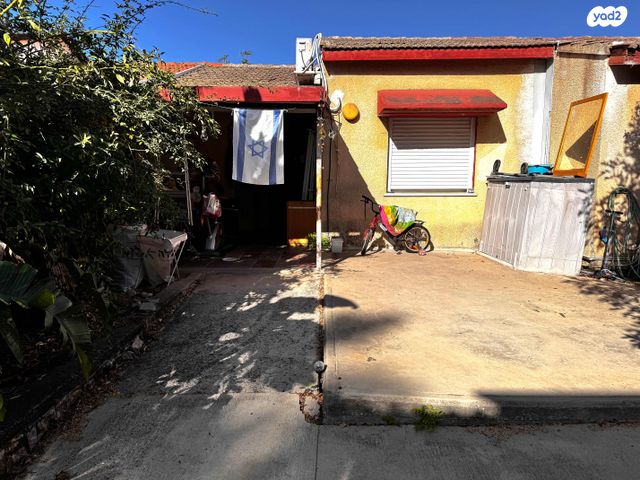 דו משפחתי, מרחביה קיבוץ, מרחביה קיבוץ