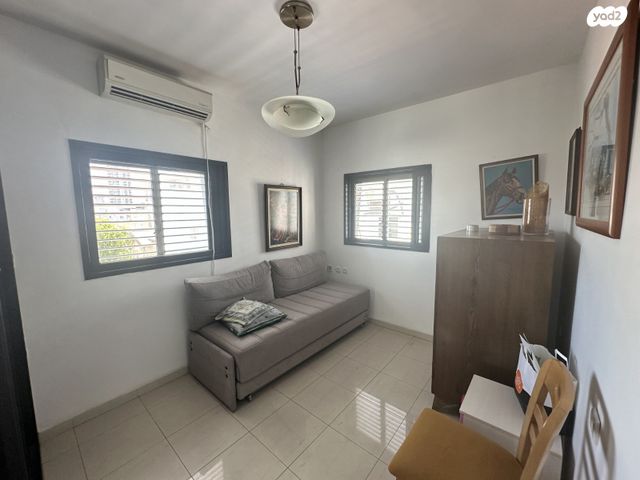 דירה, השר שפירא, דרום מערב ותיק, בת ים