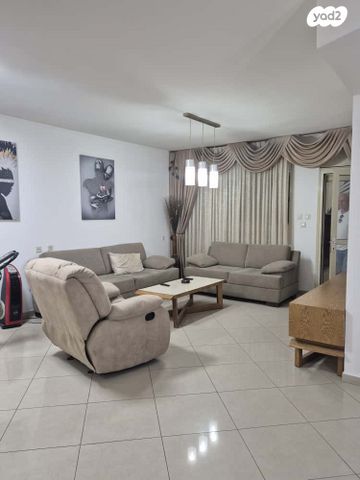 דירה, הנרי קנדל, העיר העתיקה, רמב"ם, דרום, באר שבע