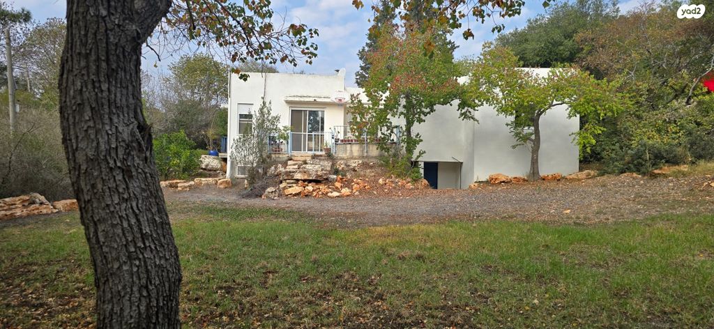 בית פרטי/ קוטג', שכניה