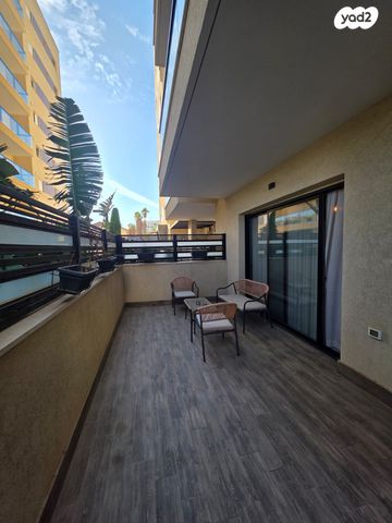 דירה, אלמוגים 23, אילת