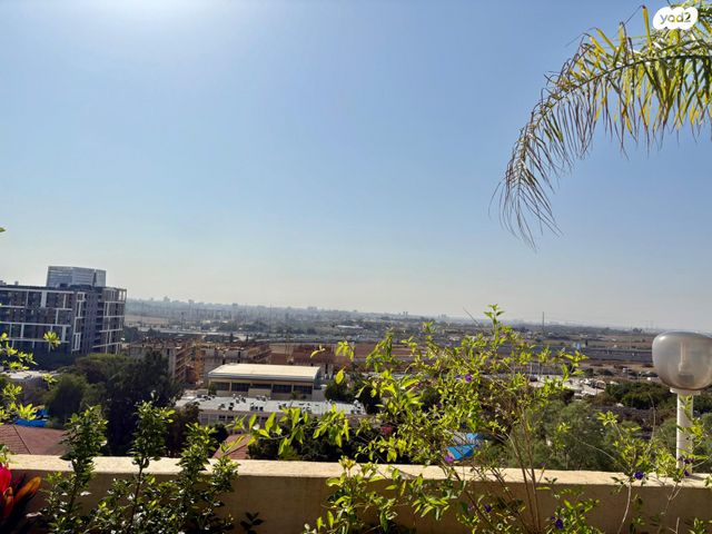 גג/ פנטהאוז, שלמה קפלנסקי, רמז, מערב ותיק, ראשון לציון