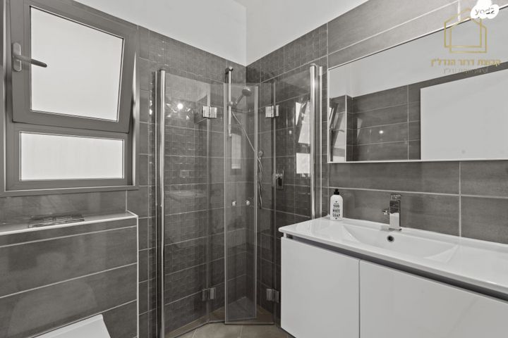 דירה, שדרות הרב משה שמואל שפירא, פארק המושבה, באר יעקב