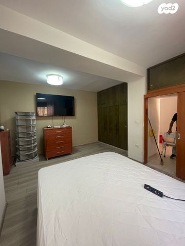 דירת גן, חיים סירני, קרית היובל, ירושלים