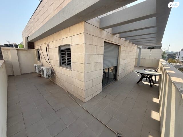 גג/ פנטהאוז, הפלמ"ח 11, רמת ורבר, פתח תקווה