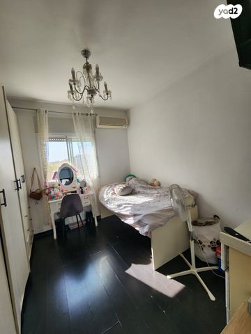 דירה, ביאליק 44, חדרה