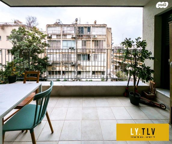 דירה, איתמר בן אב"י 5, גני שרונה, קרית הממשלה, תל אביב יפו