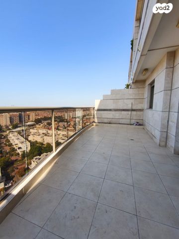 דירה, אבן חן, נווה ים, ראשון לציון