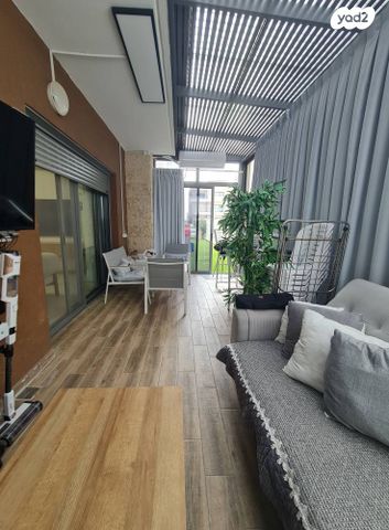 דירת גן, כ"ט בנובמבר, השכונה המערבית, מגדל העמק