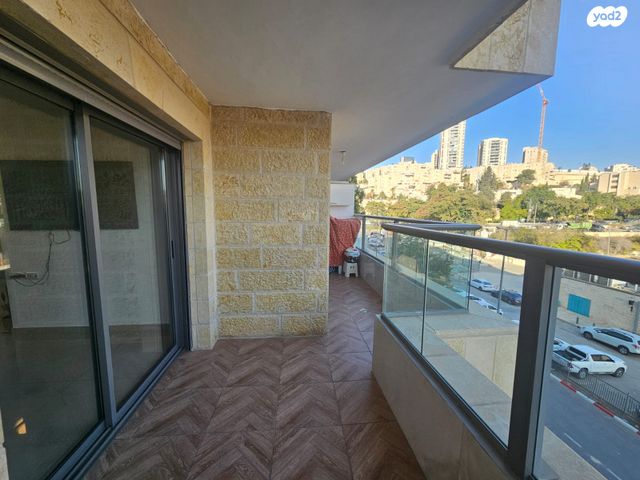 דירה, אברהם שטרן, קרית היובל, ירושלים