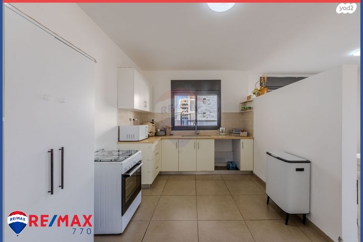 דירה, אירוס, עפולה