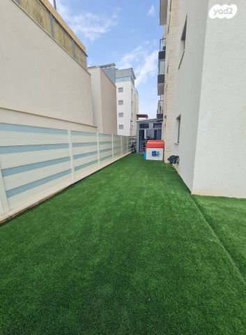 דירת גן, כ"ט בנובמבר, השכונה המערבית, מגדל העמק