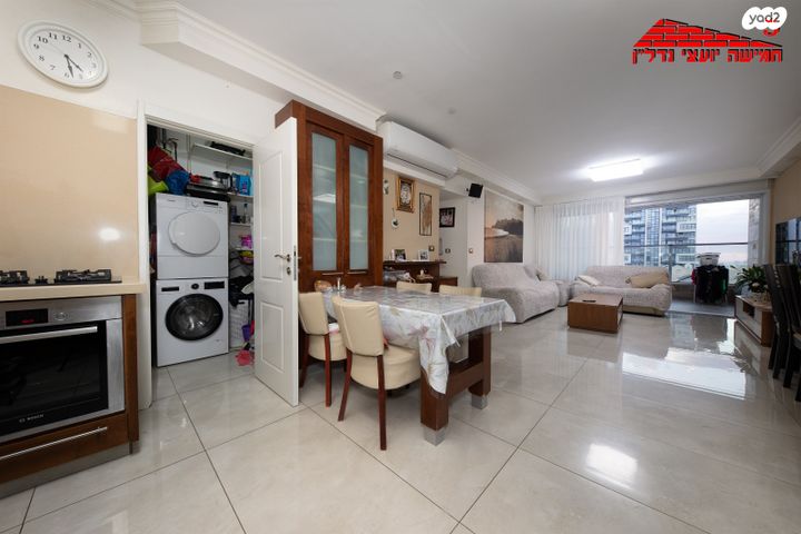 דירה, הבוצרים, קרית כרמים, ראשון לציון