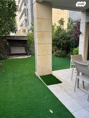 דירת גן, הרצל, ליבת העיר, יהוד מונוסון