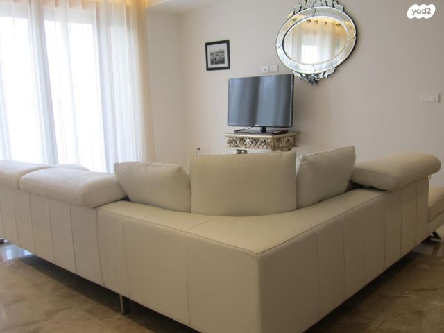 דירה, רבי עקיבא, מרכז העיר, ירושלים