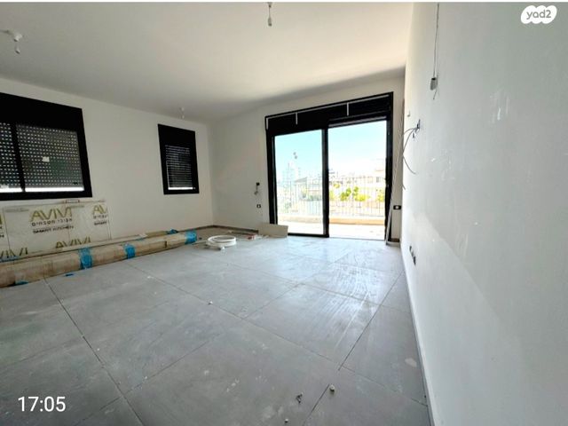 דירה, המרי, שינקין, גבעתיים