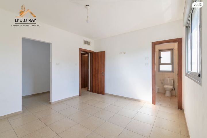 דירה, הדוגית, נאות רבין, יבנה