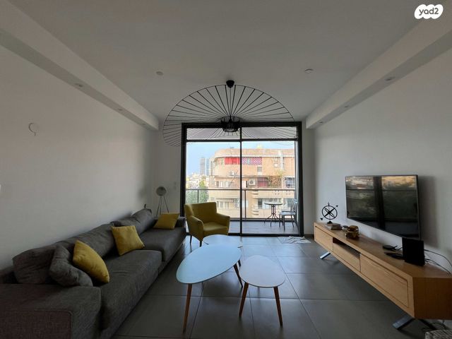 דירה, דרך שלמה, תל אביב יפו